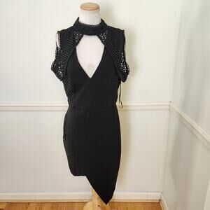 New Elliatt Freesia Dress Sz Large Women Black Cocktail Cape Overlay Assymetrial